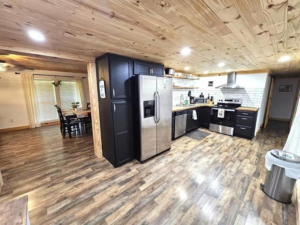 Modern Style, Arcade, Fire Pit, Pet Friendly Villa Pigeon Forge Exteriör bild